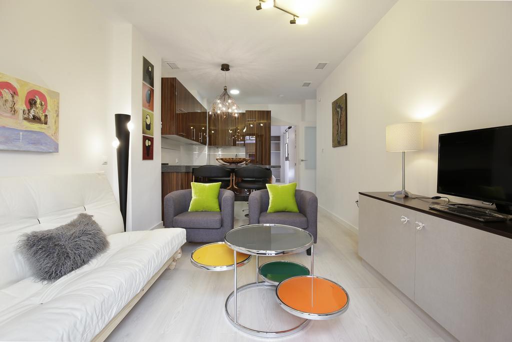 Hi Room - Smart Apartments - Ac Granada Esterno foto