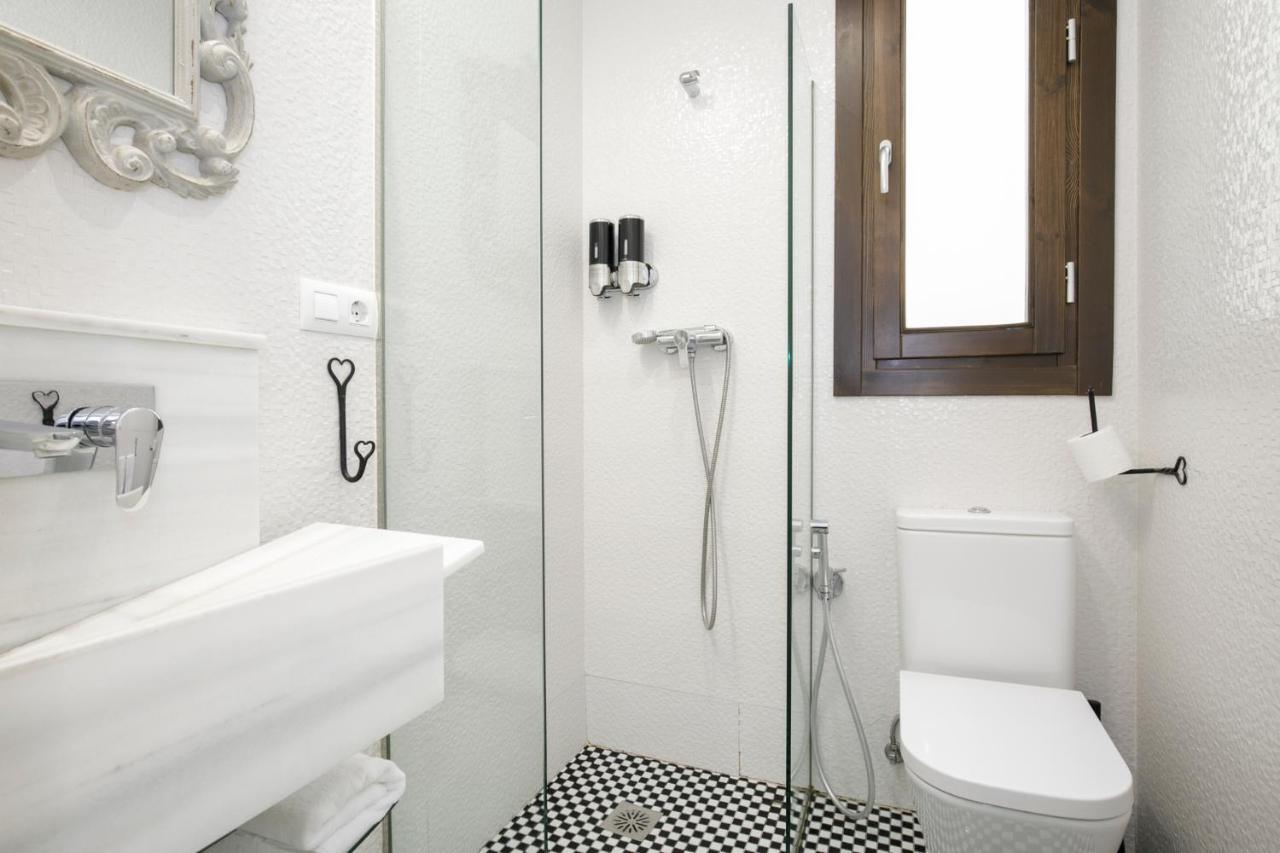 Hi Room - Smart Apartments - Ac Granada Esterno foto